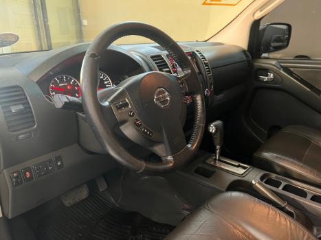 NISSAN Frontier 2.5 SL 4X4 TURBO DIESEL CABINE DUPLA AUTOMTICO, Foto 8
