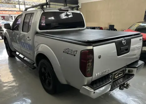 NISSAN Frontier 2.5 4X4 LE CABINE DUPLA TURBO DIESEL AUTOMTICO, Foto 5