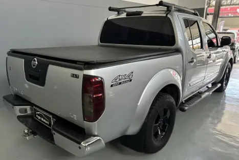NISSAN Frontier 2.5 4X4 LE CABINE DUPLA TURBO DIESEL AUTOMTICO, Foto 6