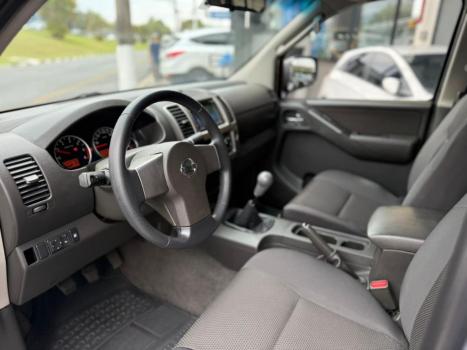 NISSAN Frontier 2.5 S 4X4 TURBO DIESEL CABINE DUPLA, Foto 9