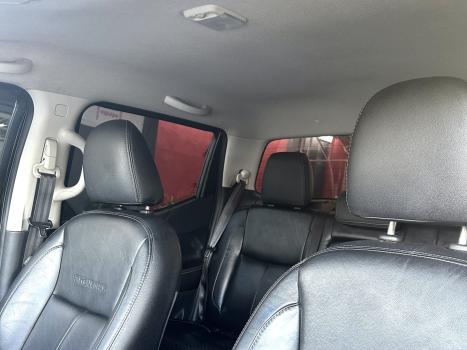 NISSAN Frontier , Foto 17