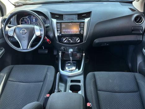 NISSAN Frontier , Foto 14