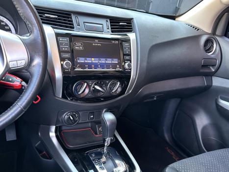 NISSAN Frontier , Foto 19