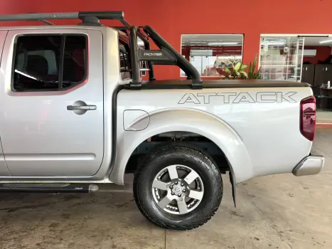 NISSAN Frontier , Foto 6
