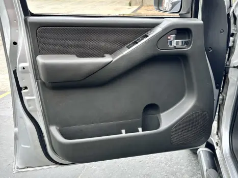 NISSAN Frontier , Foto 10