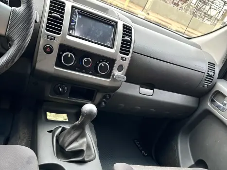 NISSAN Frontier , Foto 14