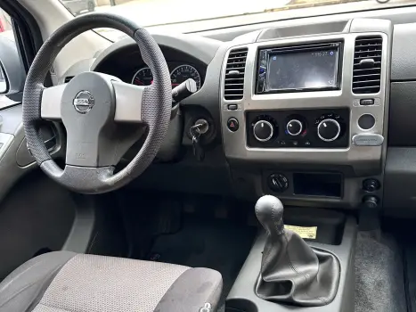 NISSAN Frontier , Foto 15