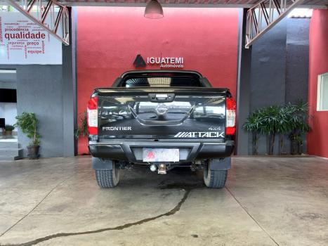 NISSAN Frontier , Foto 3