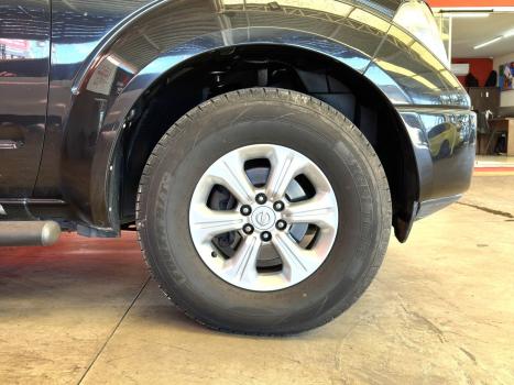 NISSAN Frontier , Foto 25