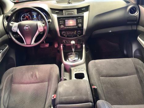 NISSAN Frontier , Foto 13