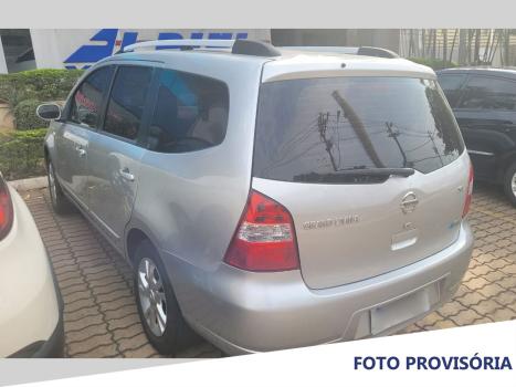 NISSAN Grand Livina , Foto 4