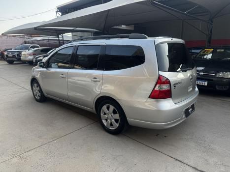 NISSAN Grand Livina 1.8 16V 4P SL FLEX AUTOMTICO, Foto 3