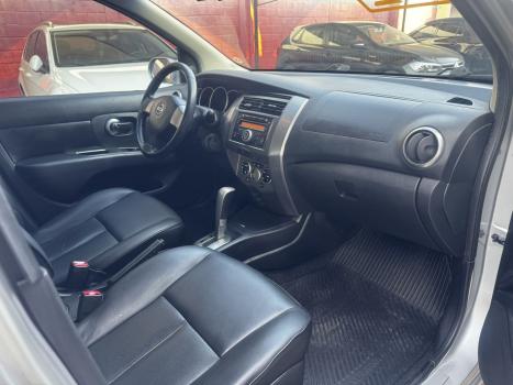 NISSAN Grand Livina 1.8 16V 4P SL FLEX AUTOMTICO, Foto 9