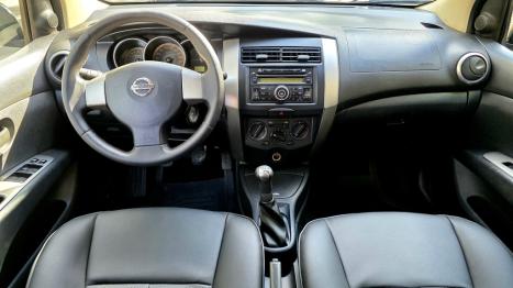 NISSAN Livina 1.6 16V 4P SL X-GEAR FLEX, Foto 8