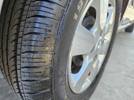 NISSAN Livina 1.8 16V 4P FLEX AUTOMTICO, Foto 14