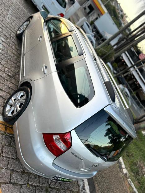 NISSAN Livina 1.8 16V 4P SL FLEX AUTOMTICO, Foto 13