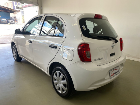 NISSAN March 1.0 12V 4P S FLEX, Foto 5