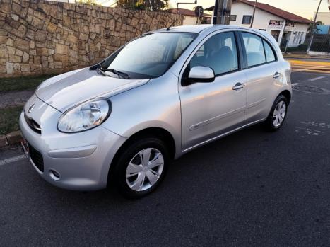 NISSAN March 1.0 12V 4P S FLEX, Foto 3