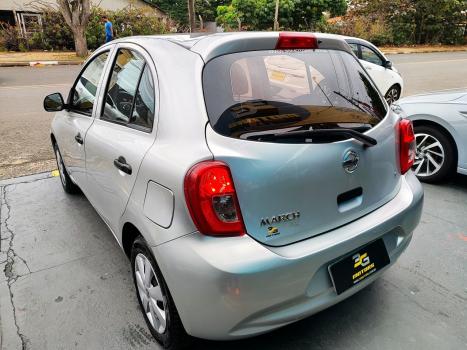 NISSAN March 1.0 12V 4P S FLEX, Foto 5