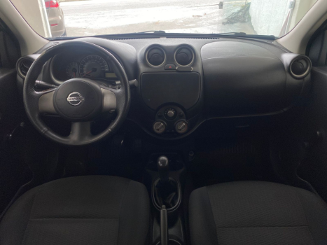 NISSAN March 1.0 16V 4P FLEX, Foto 6