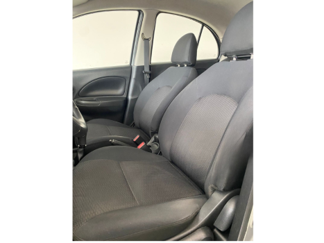 NISSAN March 1.0 16V 4P FLEX, Foto 7
