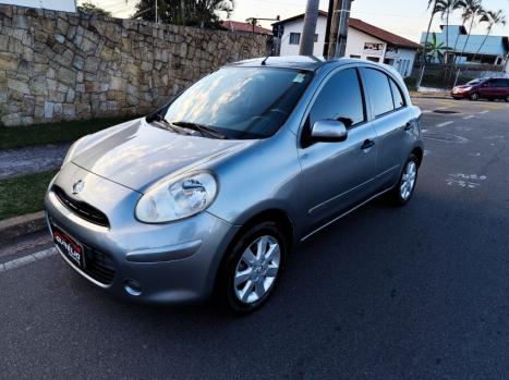 NISSAN March 1.6 16V 4P SV FLEX, Foto 2