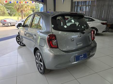 NISSAN March 1.6 16V 4P SV FLEX, Foto 4
