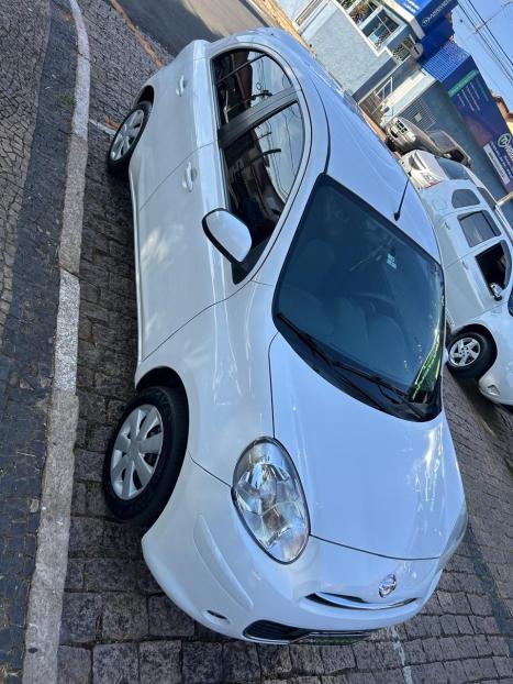 NISSAN March 1.6 16V 4P S FLEX, Foto 14