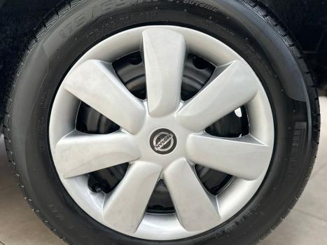 NISSAN March 1.6 16V 4P S FLEX, Foto 8