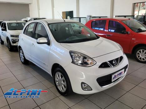 NISSAN March , Foto 2