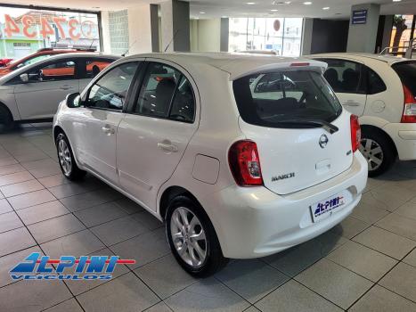NISSAN March , Foto 4