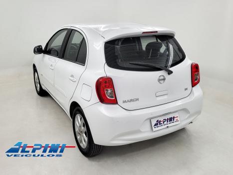 NISSAN March , Foto 4