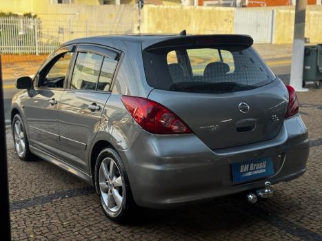 NISSAN Tiida Hatch 1.8 16V 4P SL FLEX AUTOMTICO, Foto 6