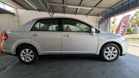 NISSAN Tiida Sedan 1.8 16V 4P FLEX, Foto 4