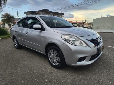 NISSAN Versa Sedan 1.6 16V 4P FLEX SV, Foto 3