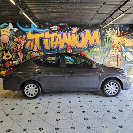 NISSAN Versa Sedan 1.6 16V 4P FLEXSTART V-DRIVE, Foto 5