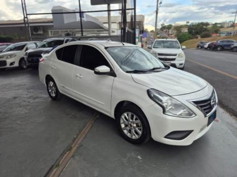 NISSAN Versa Sedan 1.6 16V 4P FLEX SV, Foto 3