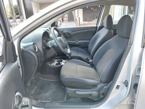 NISSAN Versa Sedan 1.6 16V 4P FLEX SV, Foto 6