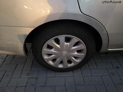 NISSAN Versa Sedan , Foto 6