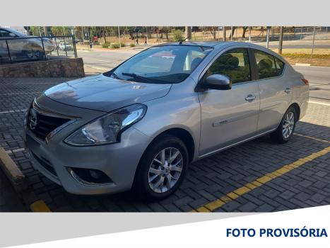 NISSAN Versa Sedan , Foto 1
