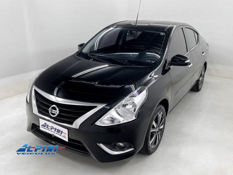 NISSAN Versa Sedan , Foto 1