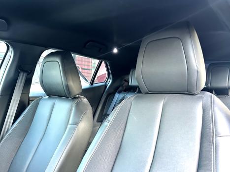 PEUGEOT 2008 1.0 12V 4P FLEX TURBO 200 GT AUTOMTICO CVT, Foto 5