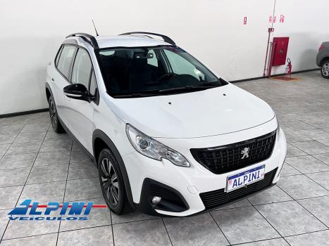 PEUGEOT 2008 , Foto 2