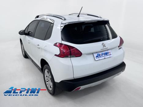 PEUGEOT 2008 , Foto 4