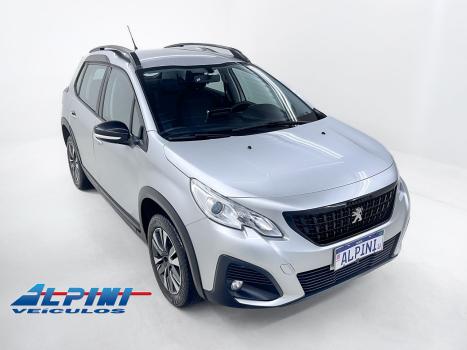 PEUGEOT 2008 , Foto 2