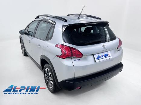 PEUGEOT 2008 , Foto 4