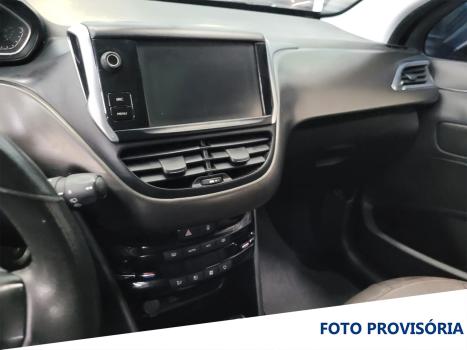 PEUGEOT 2008 , Foto 4