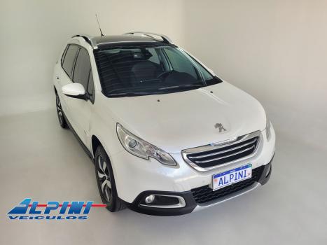 PEUGEOT 2008 , Foto 2