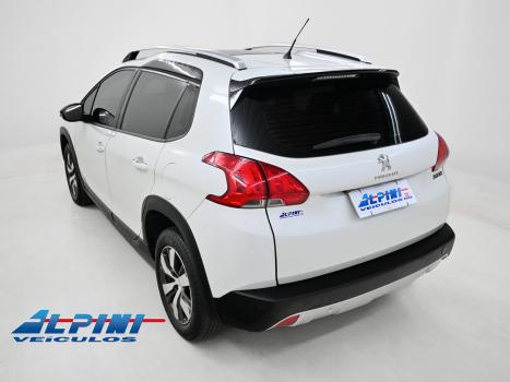 PEUGEOT 2008 , Foto 4