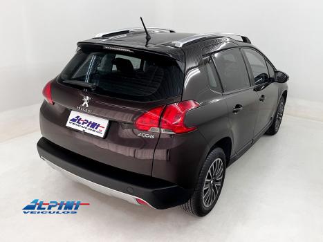 PEUGEOT 2008 , Foto 3